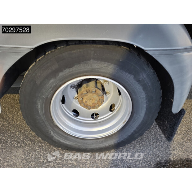 2016 Mercedes-Benz Atego 1324-42423128