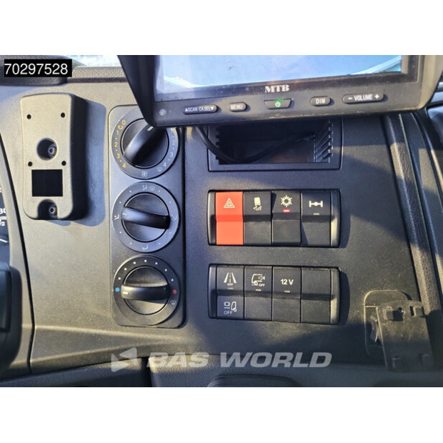 2016 Mercedes-Benz Atego 1324-42423131