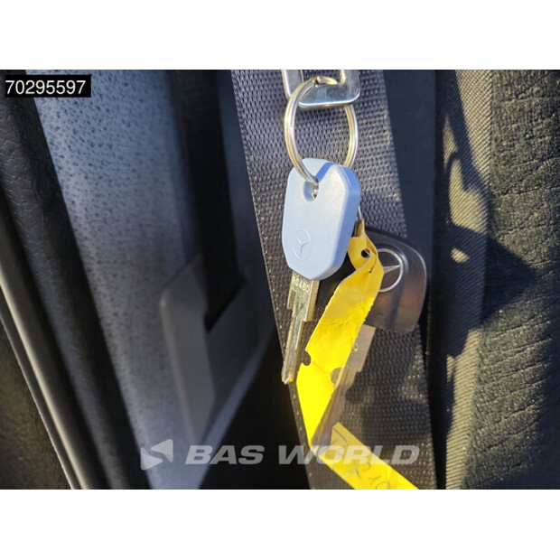 2020 Mercedes-Benz ATEGO 821-42423370