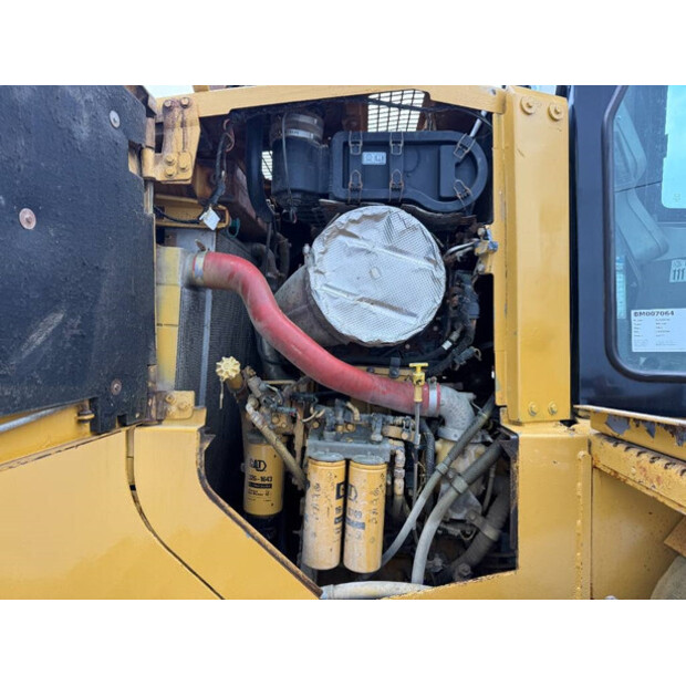 2013 Caterpillar D6T-42424059