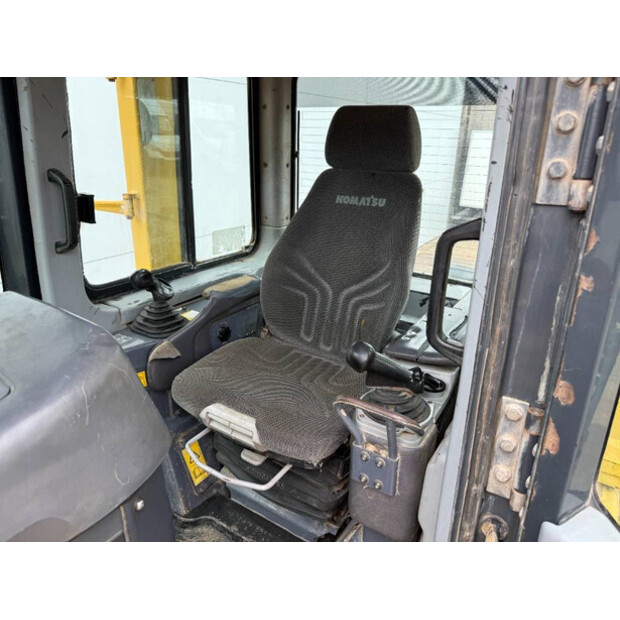 2005 Komatsu D61PX-15E0-42424125
