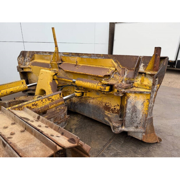 2005 Komatsu D61PX-15E0-42424134