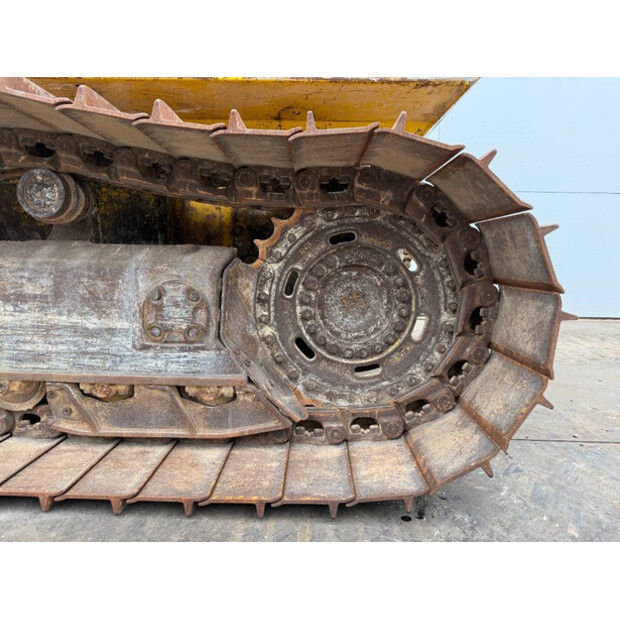 2005 Komatsu D61PX-15E0-42424136