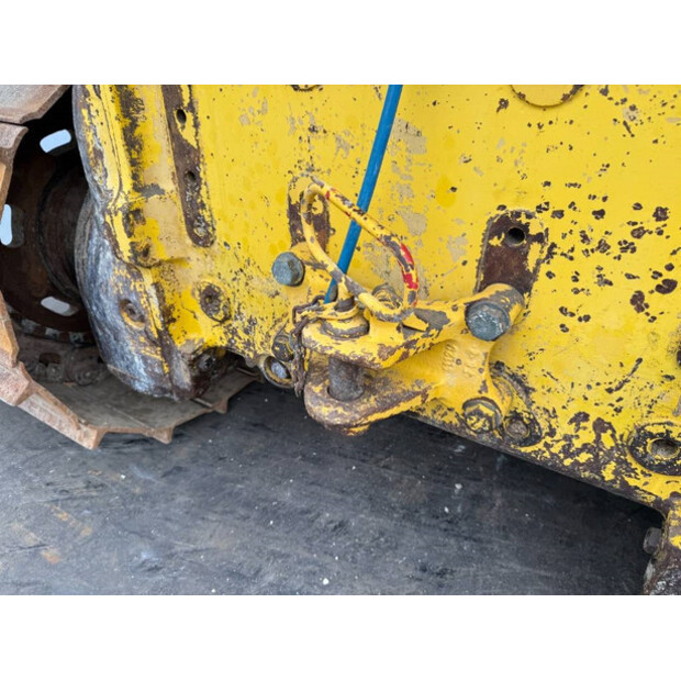 2005 Komatsu D61PX-15E0-42424140
