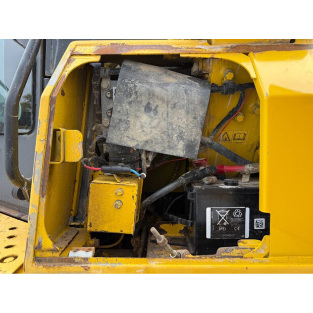2005 Komatsu D61PX-15E0-42424143