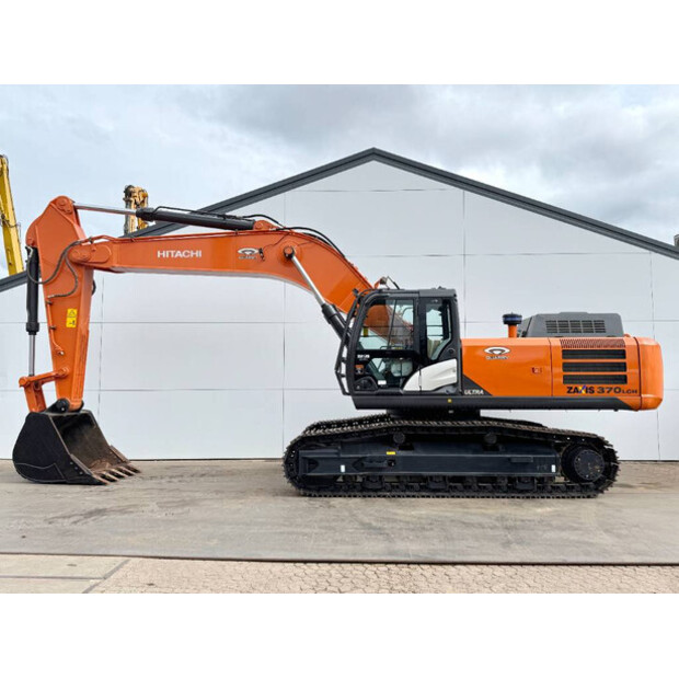 2025 Hitachi ZX70-LCH-42424210