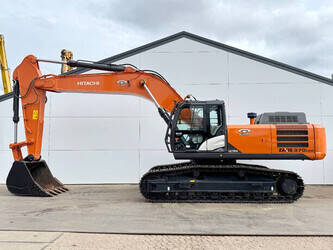 صورة ل حفارات مجنزرة 2025 هيتاشى ZX70-LCH
