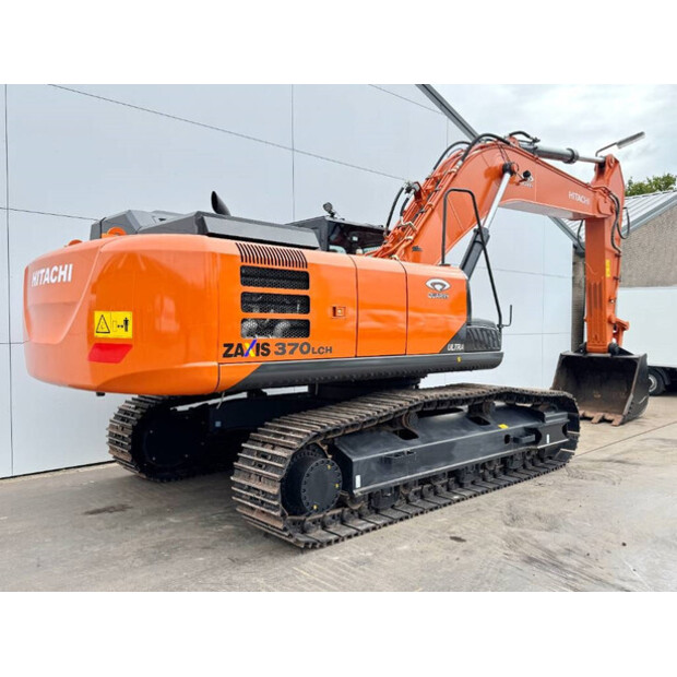 2025 Hitachi ZX70-LCH-42424214