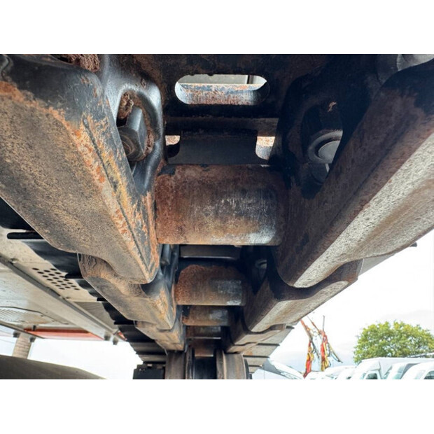 2025 Hitachi ZX70-LCH-42424233