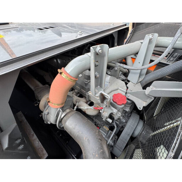 2025 Hitachi ZX70-LCH-42424237