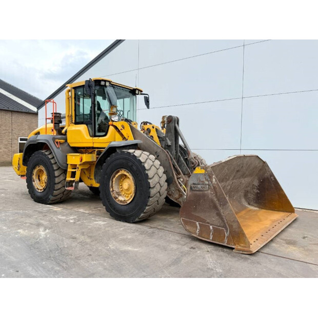 2018 Volvo L120H-42424248