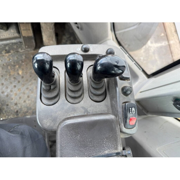 2018 Volvo L120H-42424251