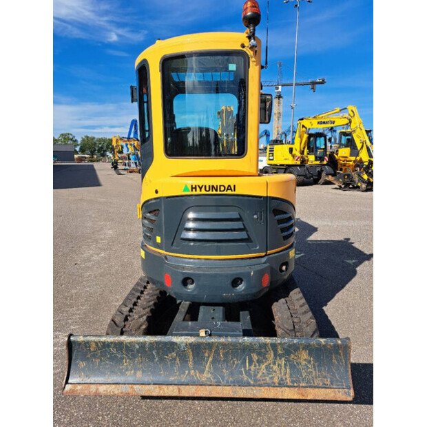 2023 Hyundai R30Z-9-42424304