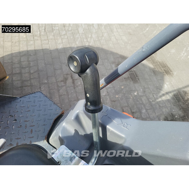 2018 هام HD12 VV-42424905