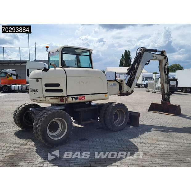 2008 تيريكس TW85-42425122