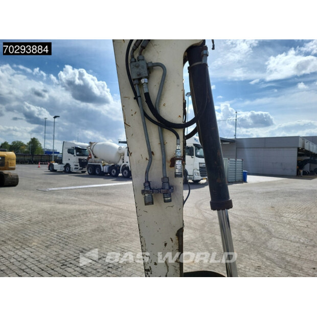 2008 تيريكس TW85-42425128