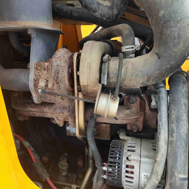 2021 JCB 3CX-42425182
