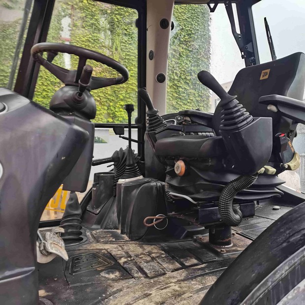 2021 JCB 3CX-42425189