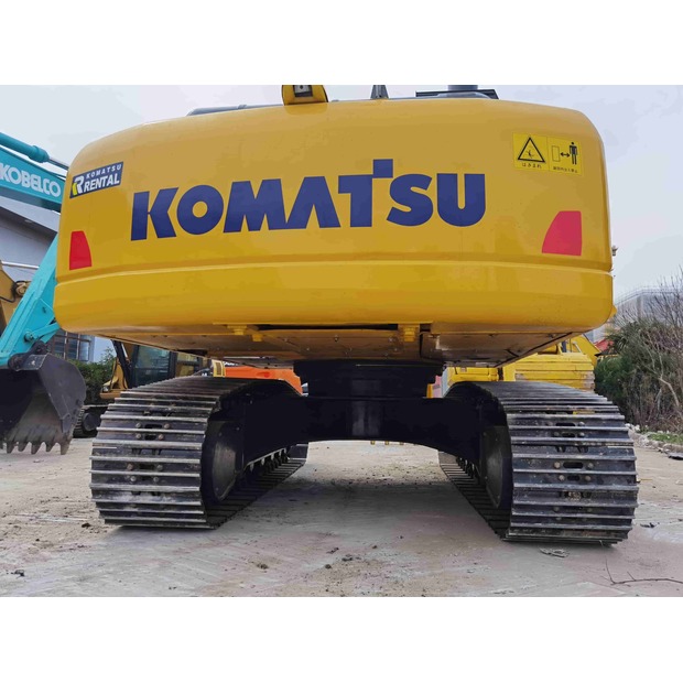 2021 Komatsu PC200-8-42425212