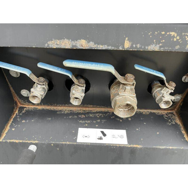 2015 CHICAGO PNEUMATIC CPS400-42438003