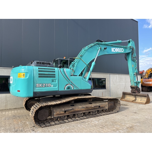 2019 KOBELCO SK210LC-10-42446286