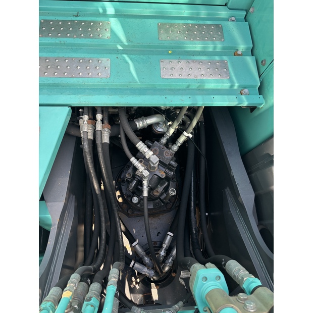 2019 KOBELCO SK210LC-10-42446311