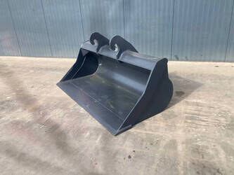 Image for Buckets 2025 Smitma CW40