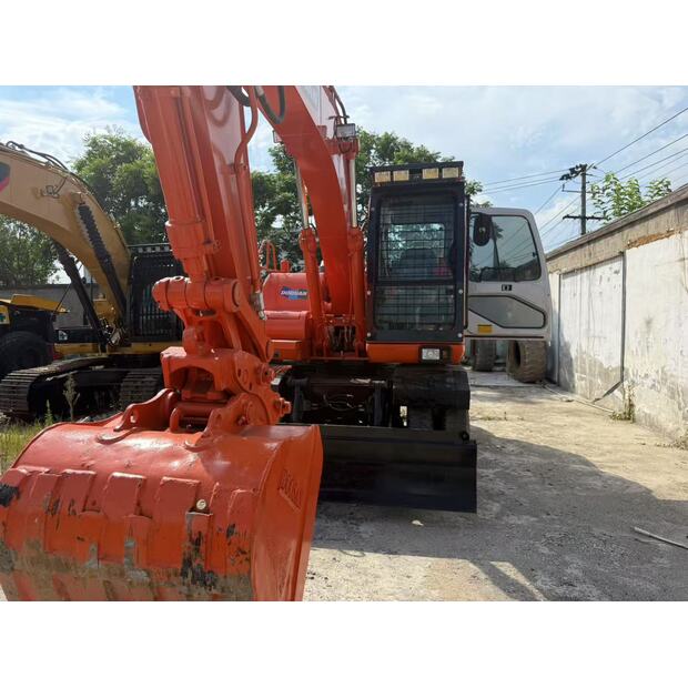 2018 Doosan DH140-42453433
