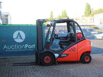 Image for FORKLIFTS 2015 Linde H30T-02