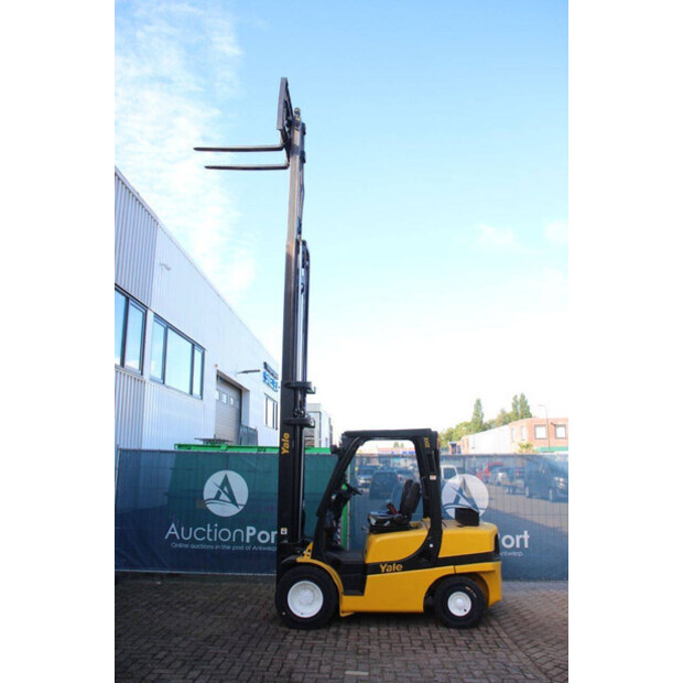 2011 Yale GDP35VX E2795-42454338