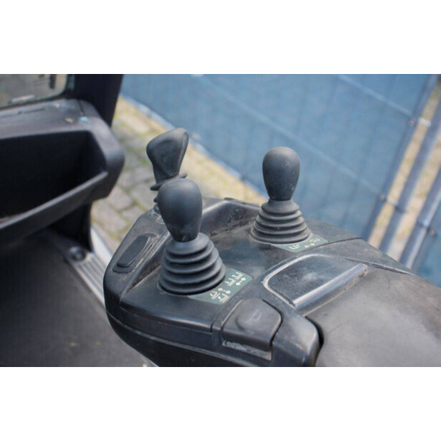 2015 Linde H25T-02-42454469