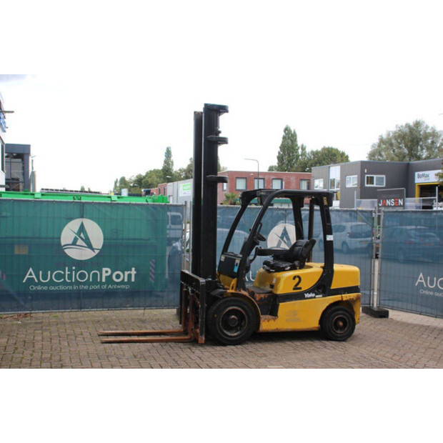 2010 Yale GDP30VX E2345-42454637