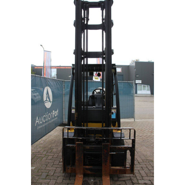 2010 Yale GDP30VX E2345-42454643