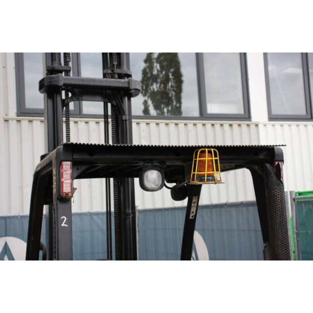 2010 Yale GDP30VX E2345-42454652