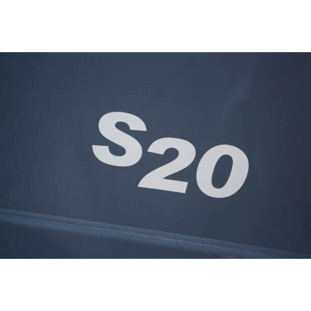 2020 تينانت S20-42455012