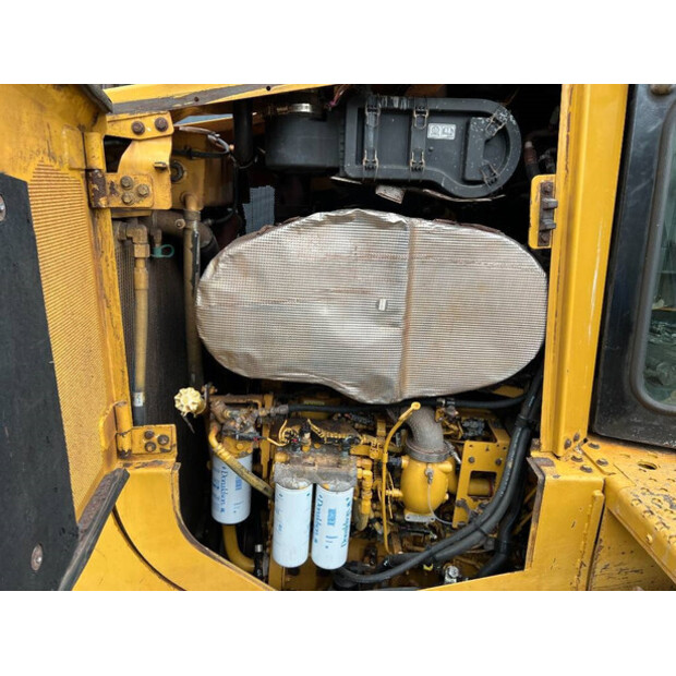 2015 Caterpillar D6T-42455042