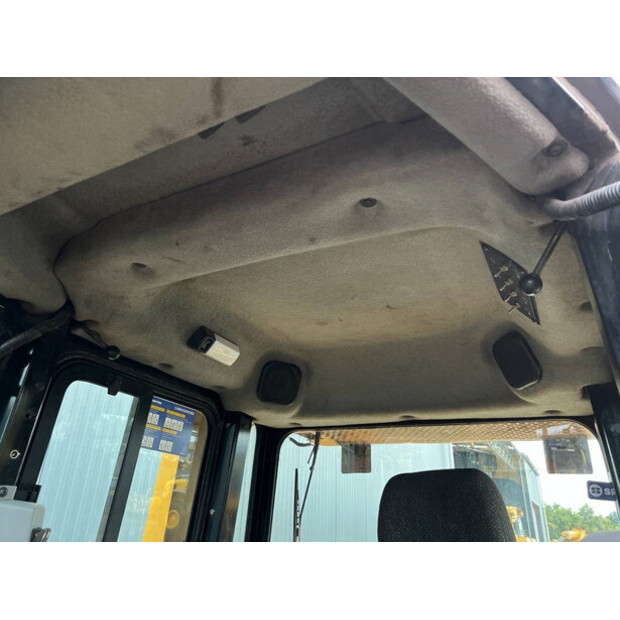 2015 Caterpillar D6T-42455056