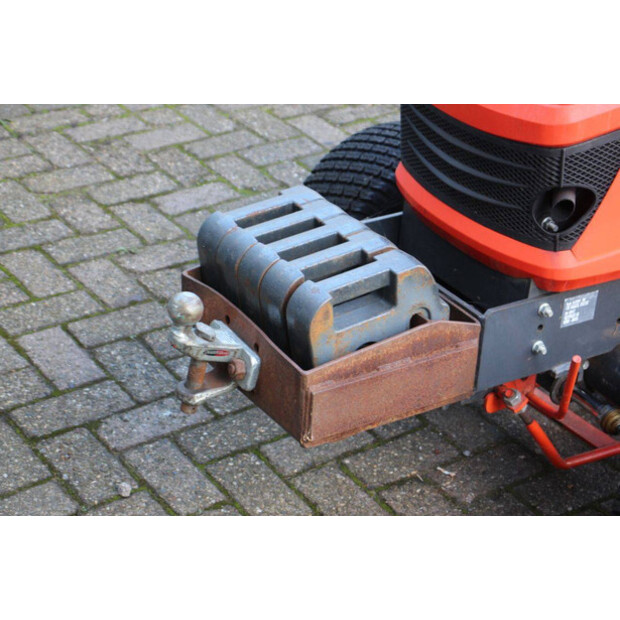2017 KUBOTA BX2350-42455086