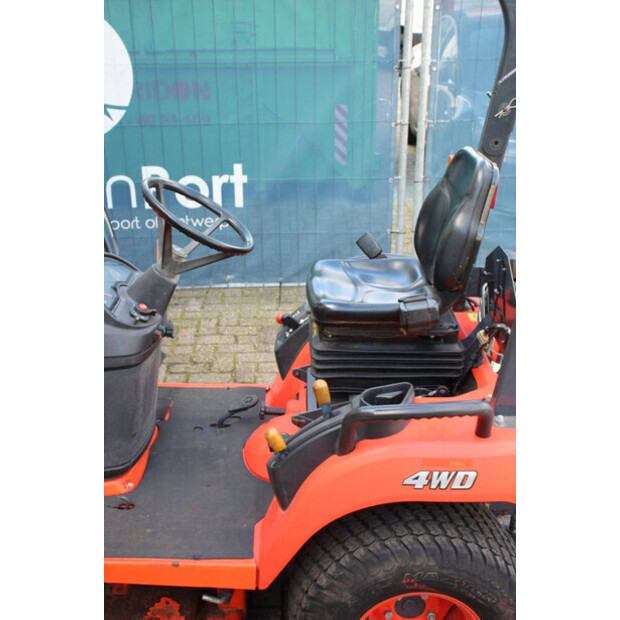 2017 KUBOTA BX2350-42455117
