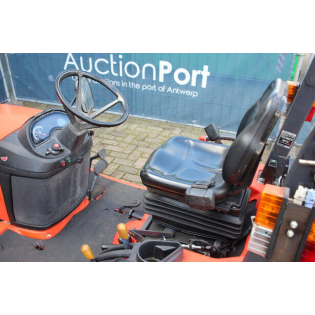 2017 KUBOTA BX2350-42455118
