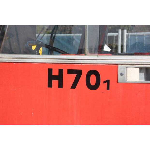 1992 ليندي H70D-42455424
