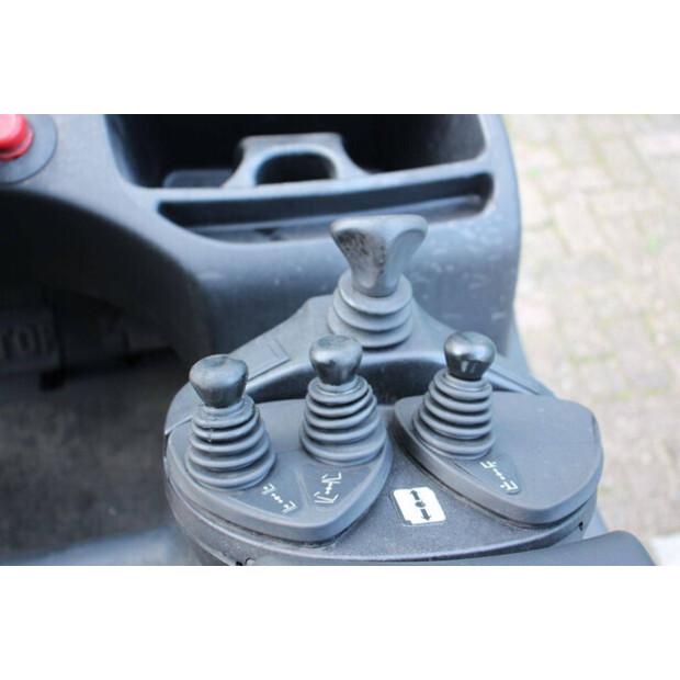 2011 Linde E16PH-01-42455483