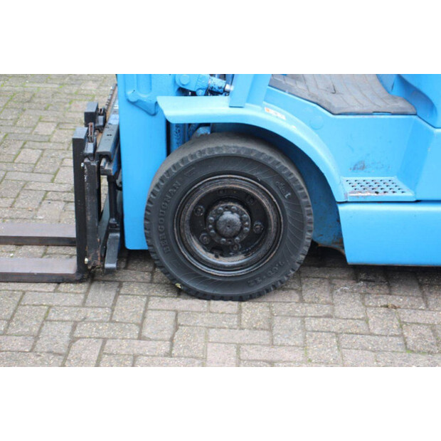 1996 Hyster H2.50XM-42455678