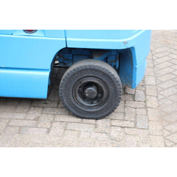 1996 Hyster H2.50XM-42455679