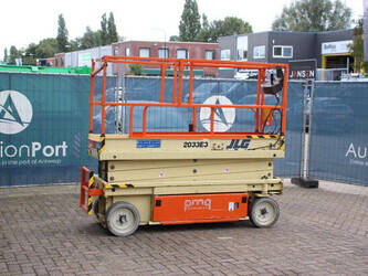 Image for SCISSOR LIFTS 2002 JLG 2033E3