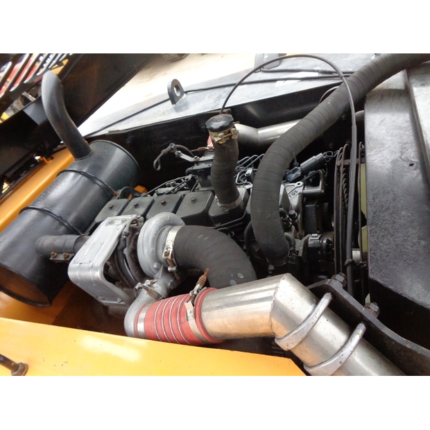 2021 هيونداي HX220-42457110