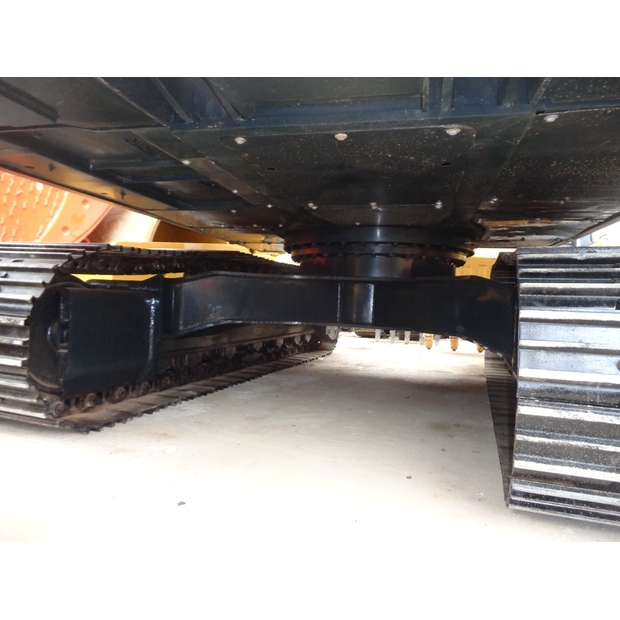 2021 Hyundai R220LC-9-42457125