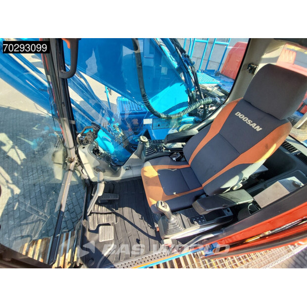 2015 Doosan DX300LC-5-42457827
