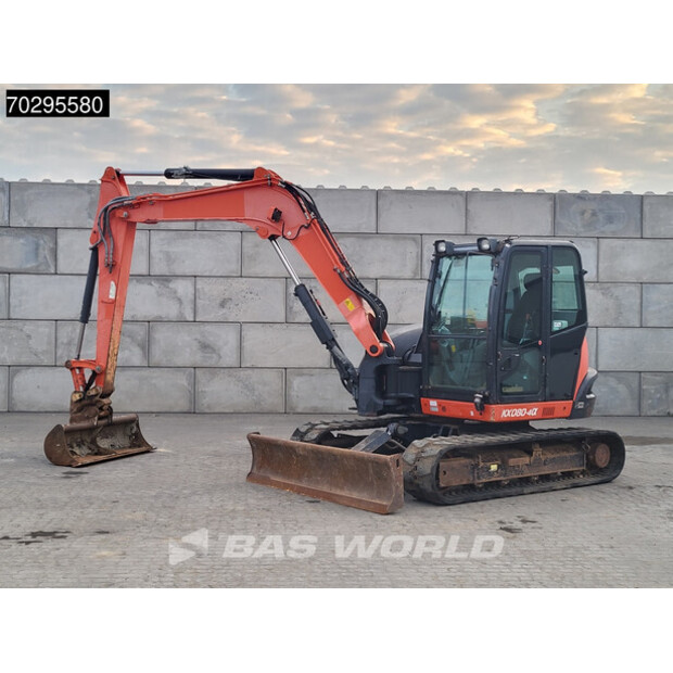 2017 كوبوتا KX080-4A-42457912