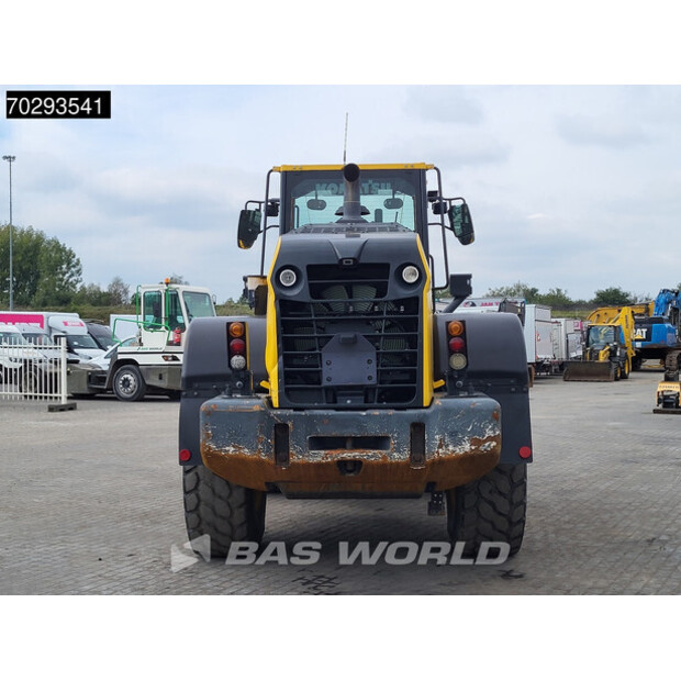 2020 Komatsu WA320-8E0-42457956